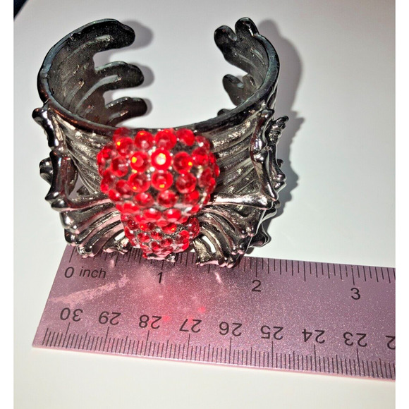 Red Rhinestone Spider Gun Metal Silver-Tone 2 3/8 Inch Wide Cuff Bracelet! - Picture 8 of 8